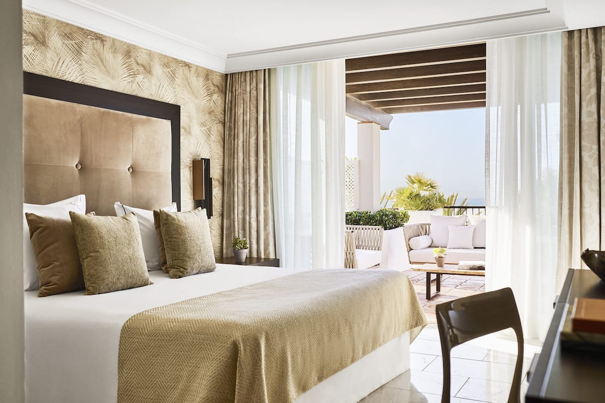 Royal Suite, Beach View (Royal) | Premium bedding, minibar, in-room safe, desk