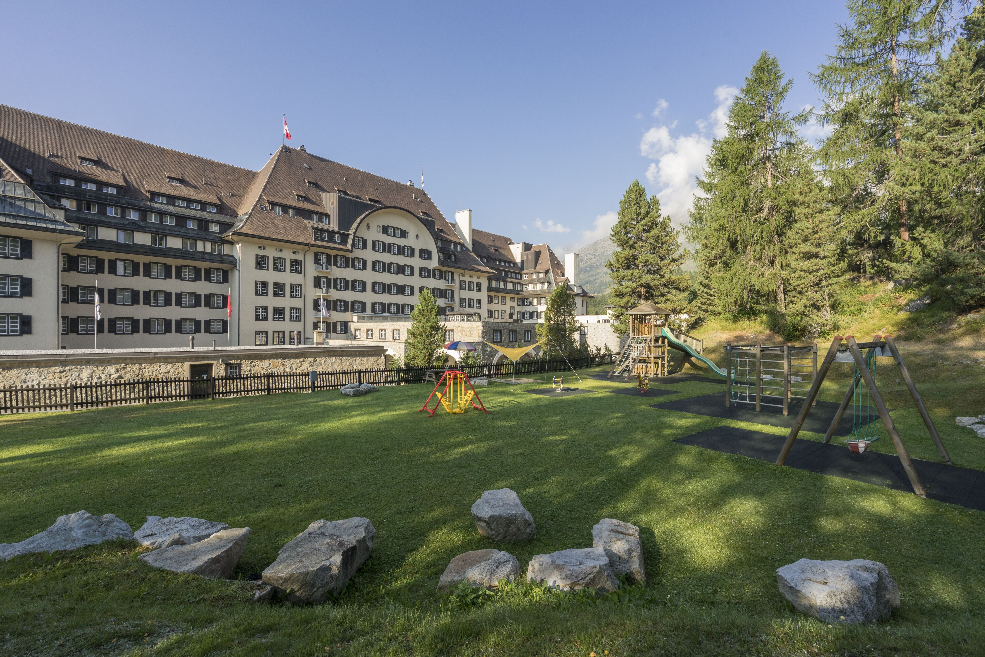 children’s play area – outdoor