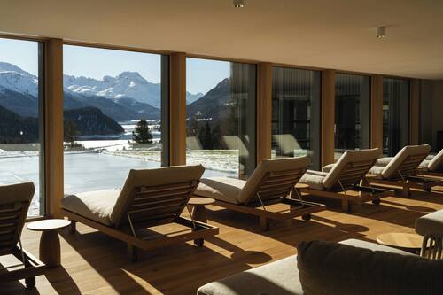 Sauna, hot tub, steam room, body treatments, hot stone massages