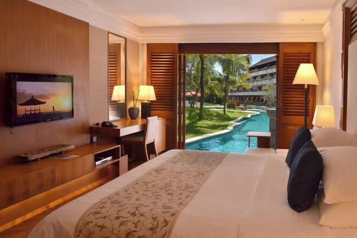 Premium bedding, minibar, in-room safe, individually decorated