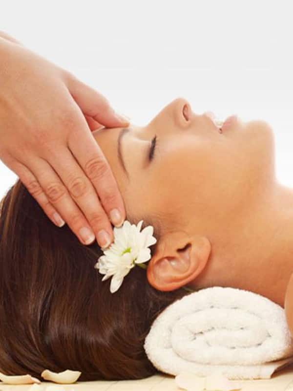 Hot tub, body treatments, aromatherapy, Thai massages, sports massages