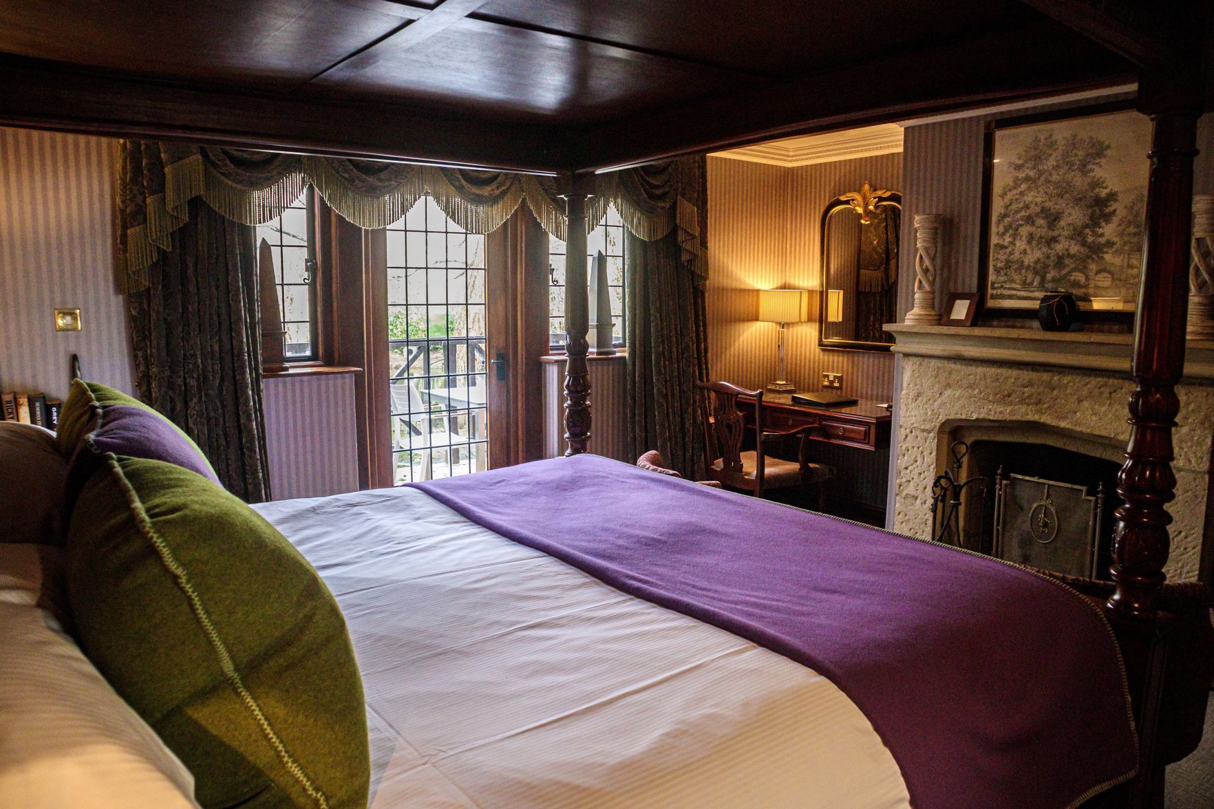Egyptian cotton sheets, premium bedding, in-room safe