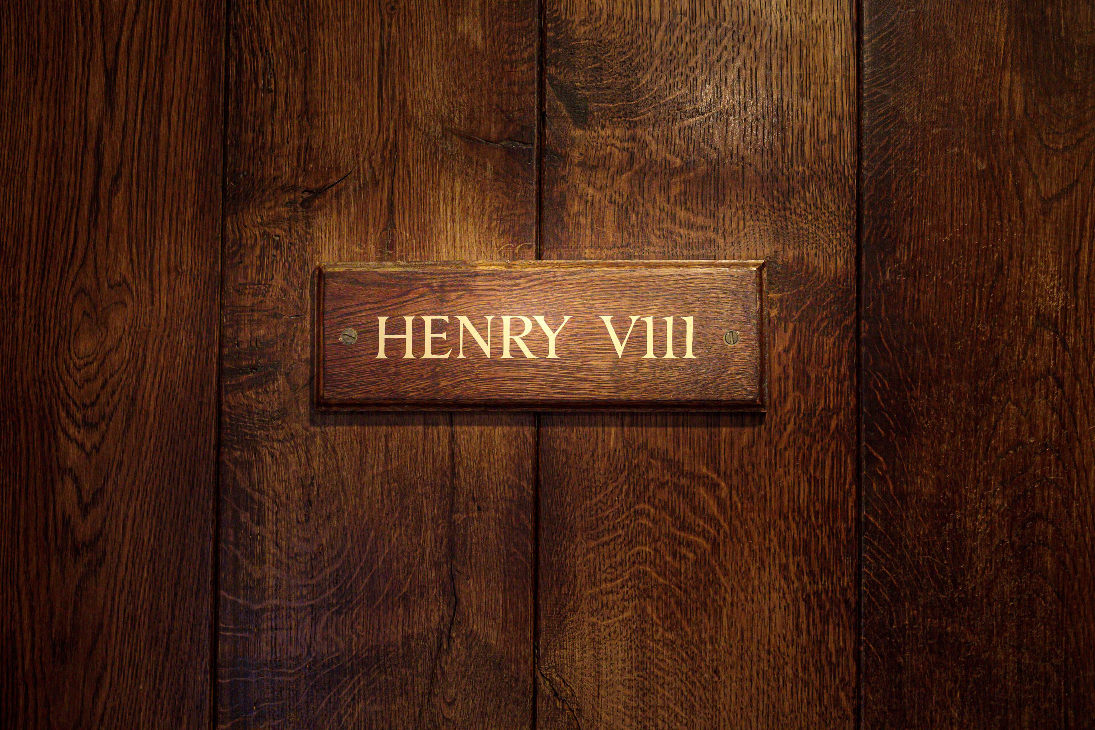 superior room (henry viii suite) | egyptian cotton sheets, premium bedding, in-room safe