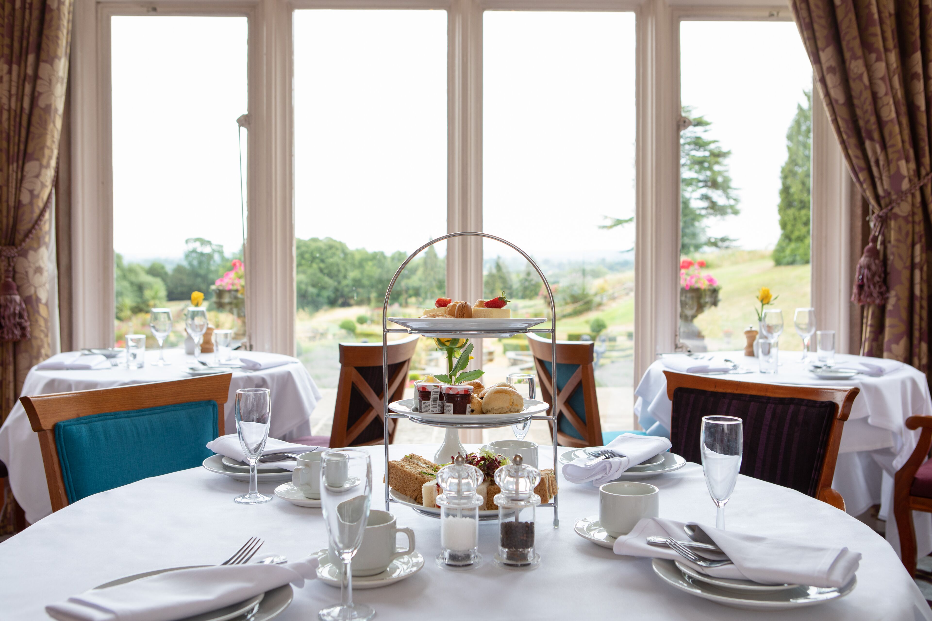 Dinner served, British cuisine