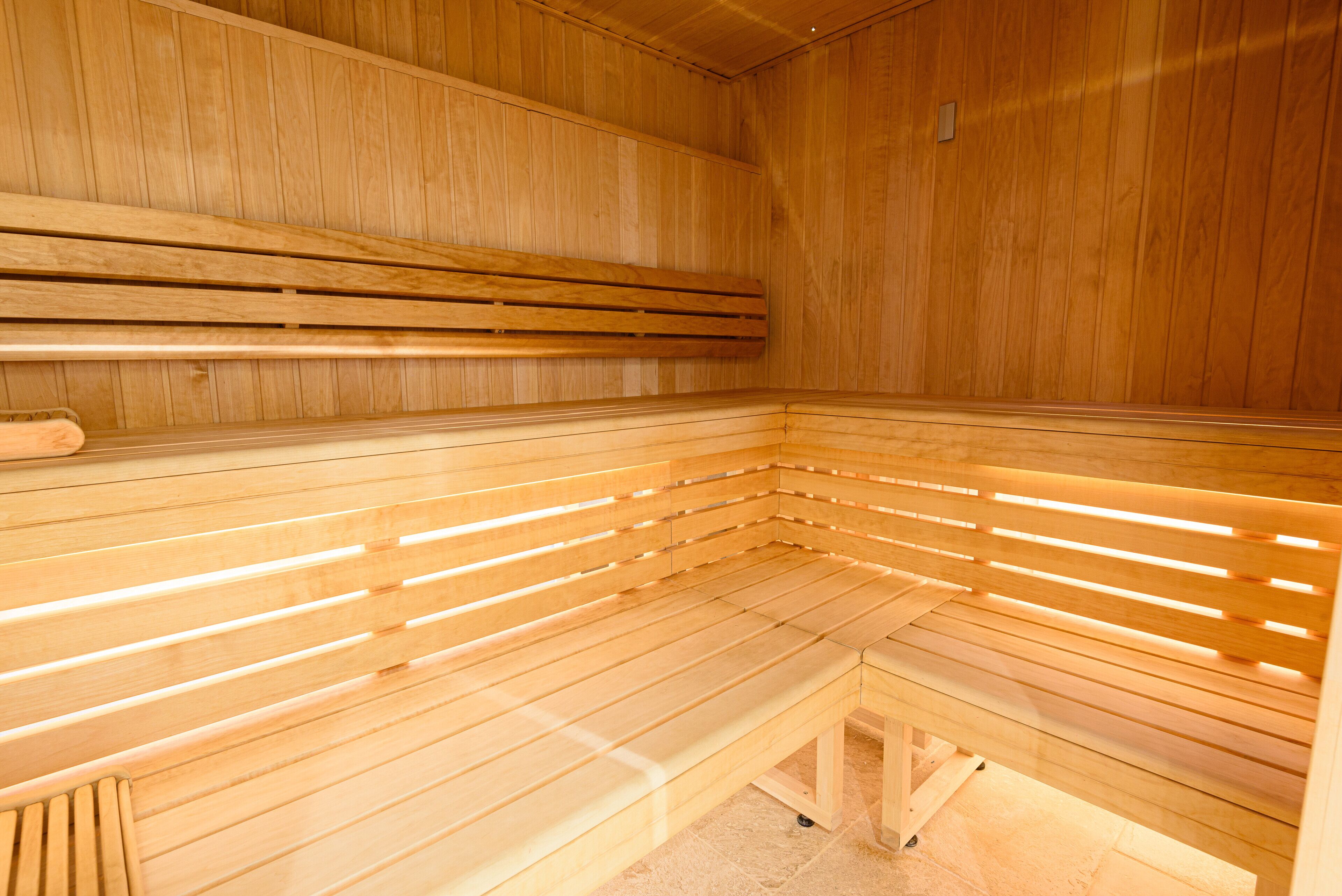 sauna, hot tub, body treatments, body wraps, body scrubs, facials