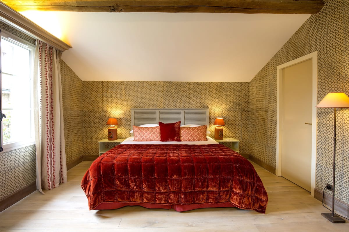 Premium bedding, minibar, in-room safe, individually decorated