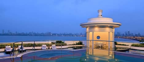 Outdoor pool, pool umbrellas