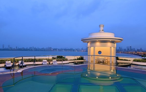 Outdoor pool, pool umbrellas