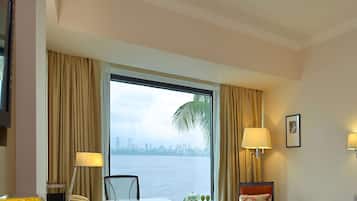 Sea View Room Double Bed | Premium bedding, minibar, in-room safe, desk