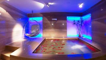 Salas de tratamiento para parejas, sauna y baño de vapor