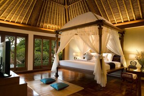 Garden Villa, 2 Bedrooms, Private Pool with Special  | 1 bedroom, minibar, in-room safe, individually decorated