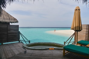 Lagoon Villa