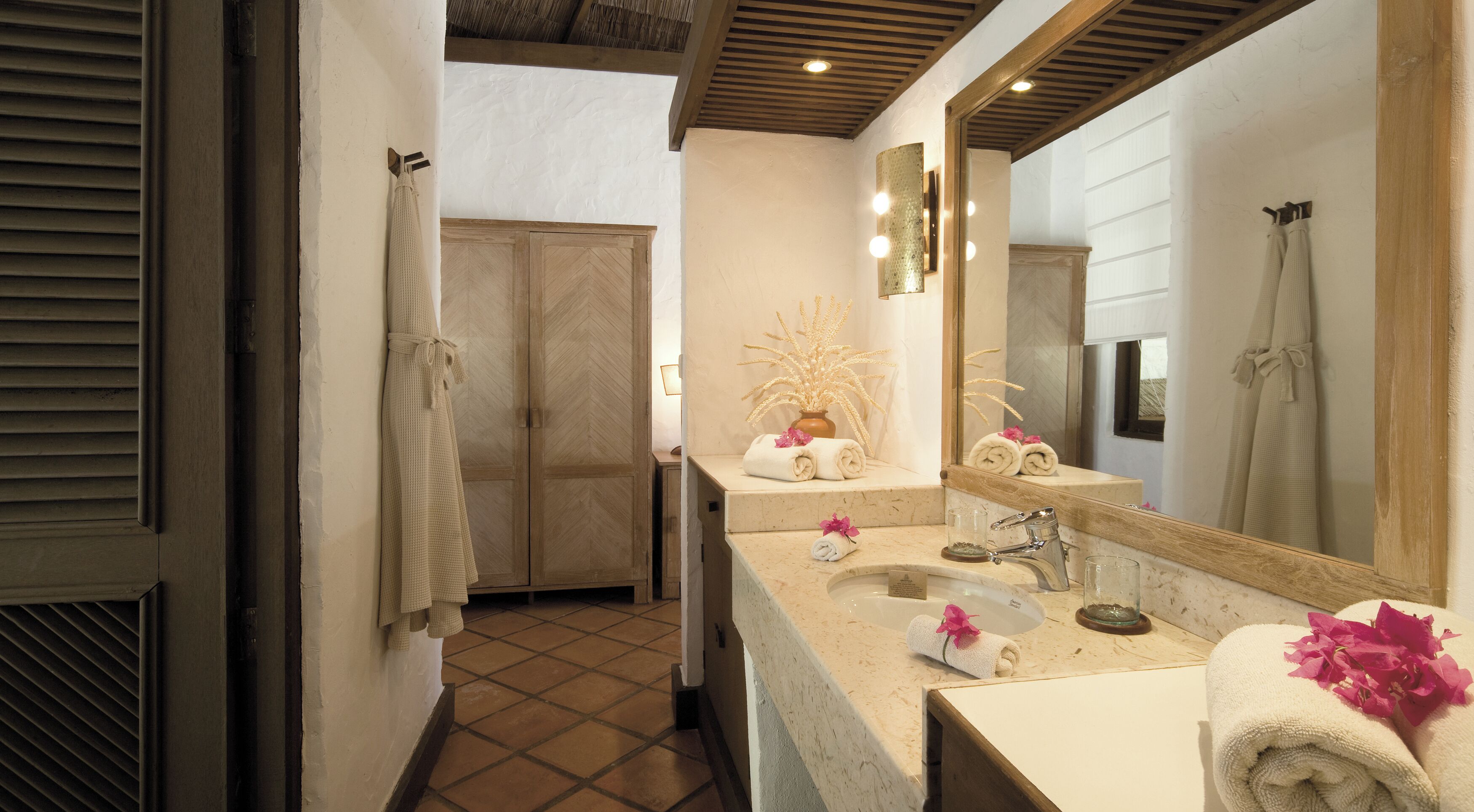 combined shower/bathtub, free toiletries, hair dryer, bathrobes