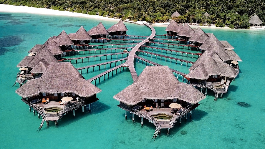 Coco Palm Dhuni Kolhu - 20% discount on roundtrip Seaplane transfers for stays from 1 May to 30 September 2025