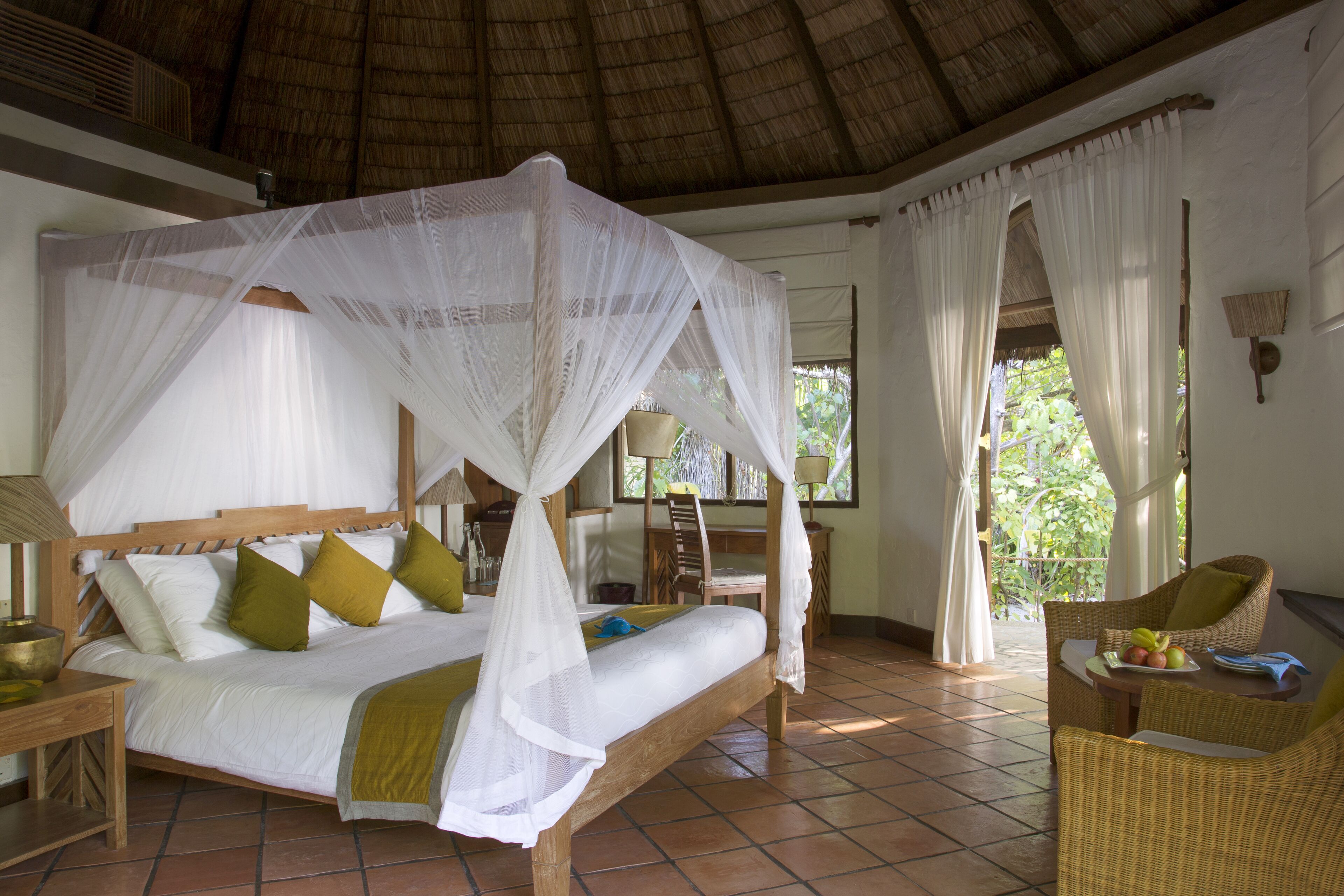 deluxe villa | minibar, in-room safe, individually decorated, individually furnished