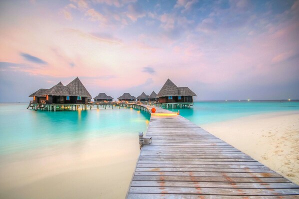 Villa (Lagoon) | Exterior