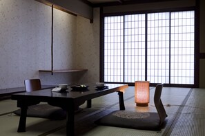 In-room safe, desk, blackout drapes, free WiFi