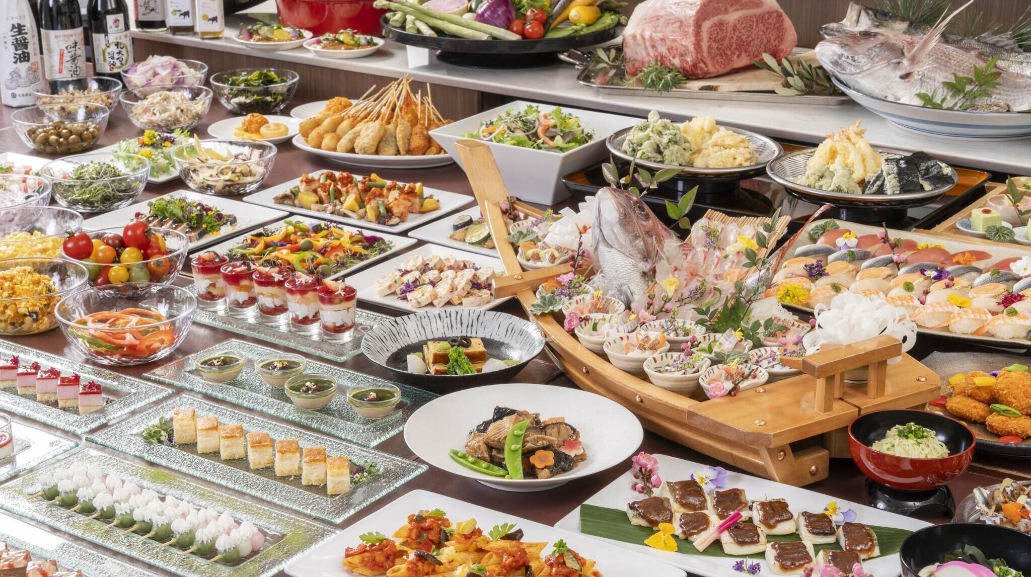 Breakfast and dinner served, international cuisine
