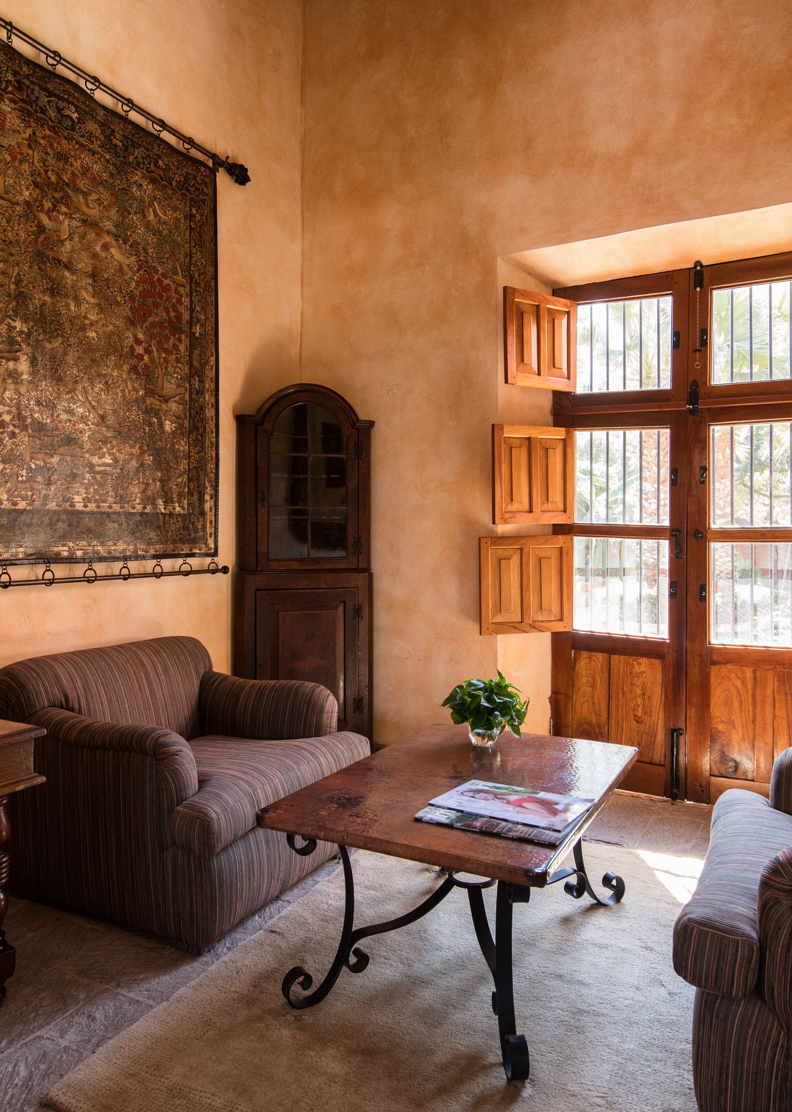 luxury suite, 1 king bed (estate) | living area | fireplace