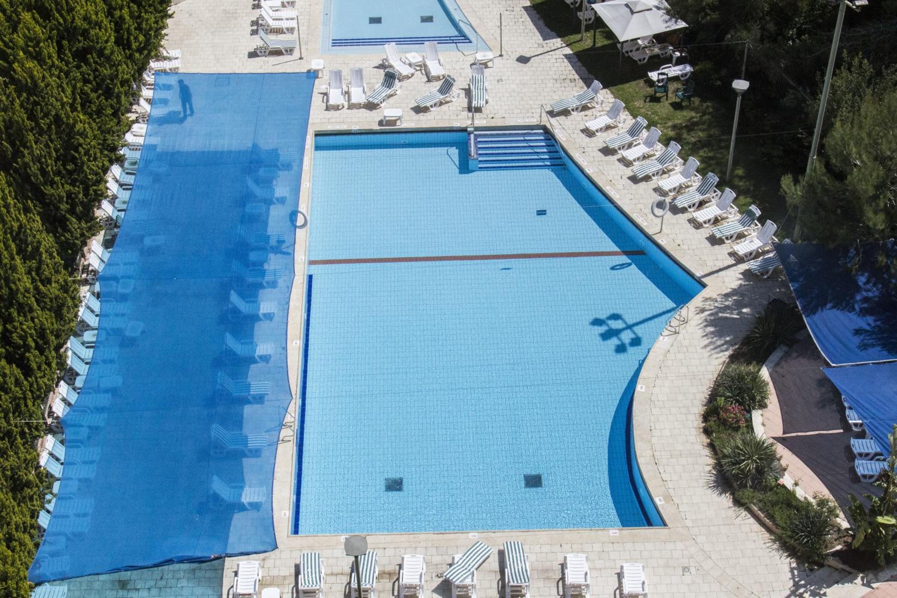 Alberca al aire libre por temporada 