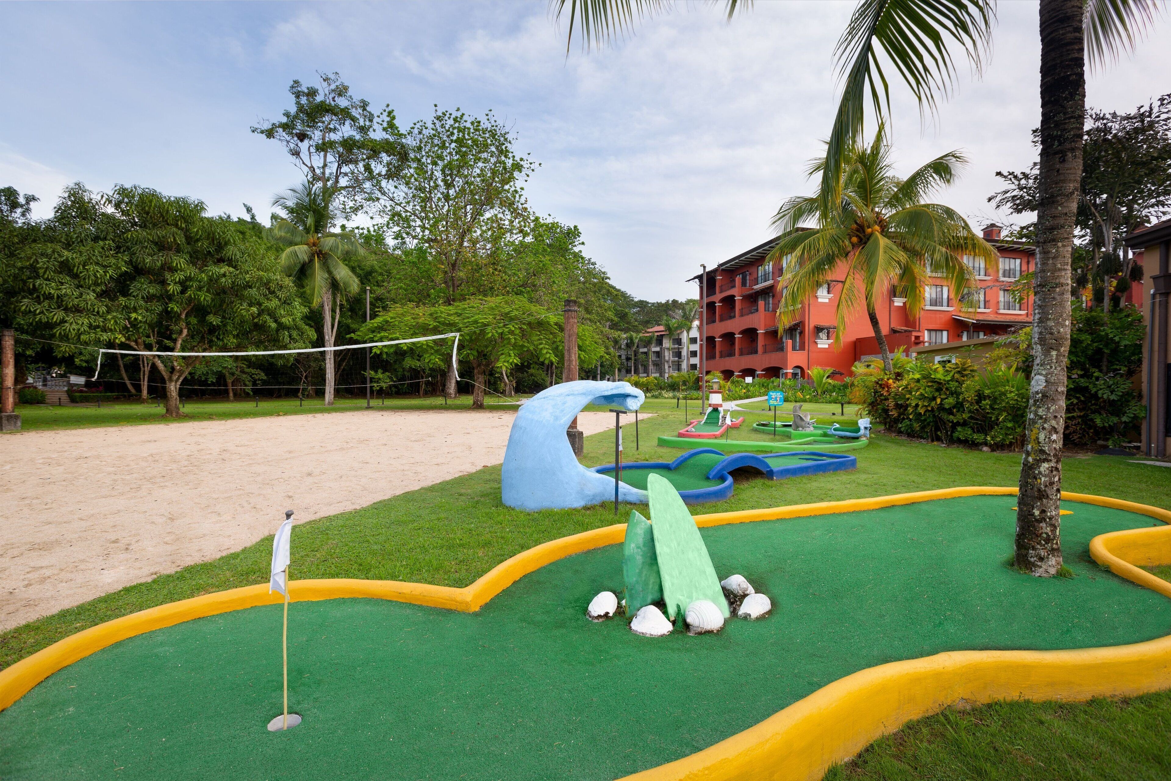 mini-golf