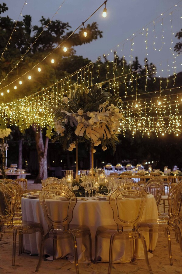 Banquet hall