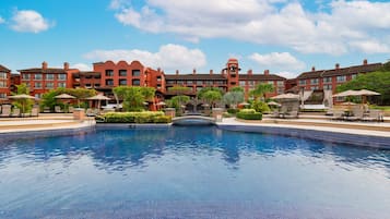 4 outdoor pools, pool cabanas (surcharge), pool umbrellas