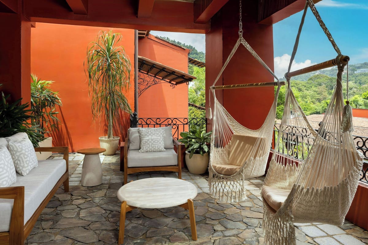 低過敏寢具、羽絨被、迷你吧、客房內保險箱