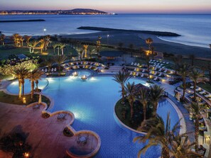 1 間睡房、迷你吧、房內夾萬、書桌