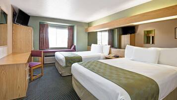 Tilam berlapik, meja, langsir/tirai gelap terus, Wi-fi