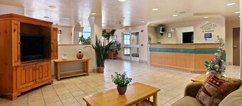 Microtel Inn & Suites by Wyndham Albuquerque West