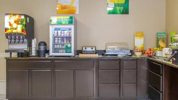 Desayuno continental incluido todos los días