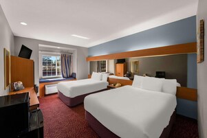 办公桌、笔记本电脑工作区、熨斗/熨衣板、免费 WiFi