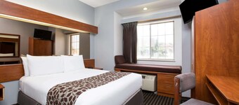 Microtel Inn & Suites by Wyndham Garland/Dallas