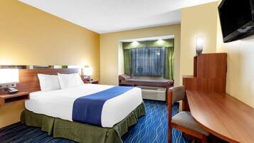 スタンダード ルーム クイーンベッド 1 台 バリアフリー | デスク、アイロン / アイロン台、ベビーベッド、可動式ベッド