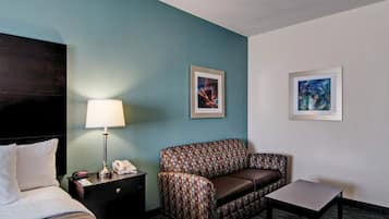 Chambre Standard, 1 trÚs grand lit et 1 canapé-lit, non-fumeurs | Bureau, fer et planche à repasser, lits pliants/supplémentaires