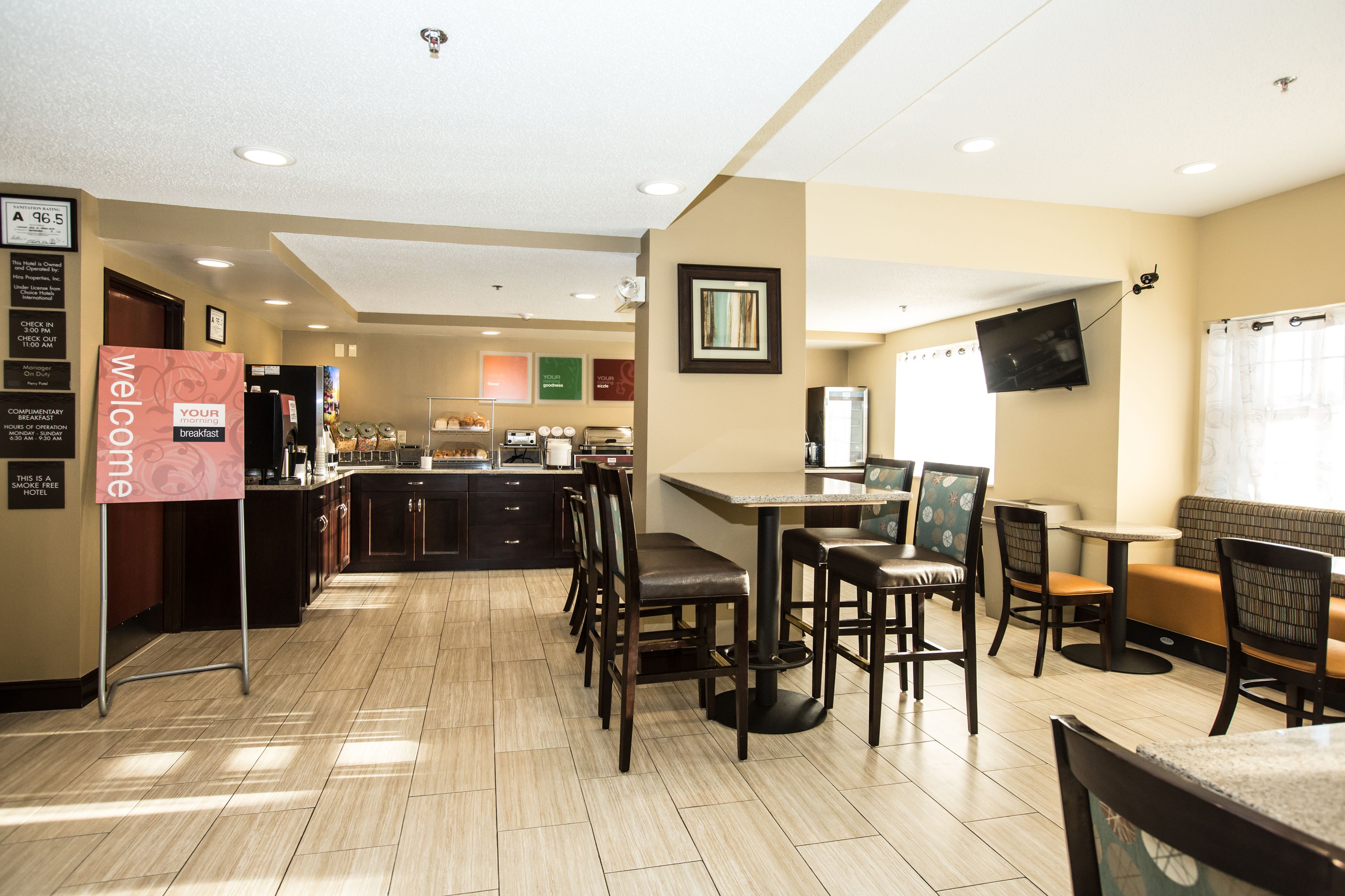 free daily buffet breakfast