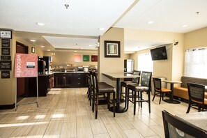 Petit déjeuner buffet compris tous les jours