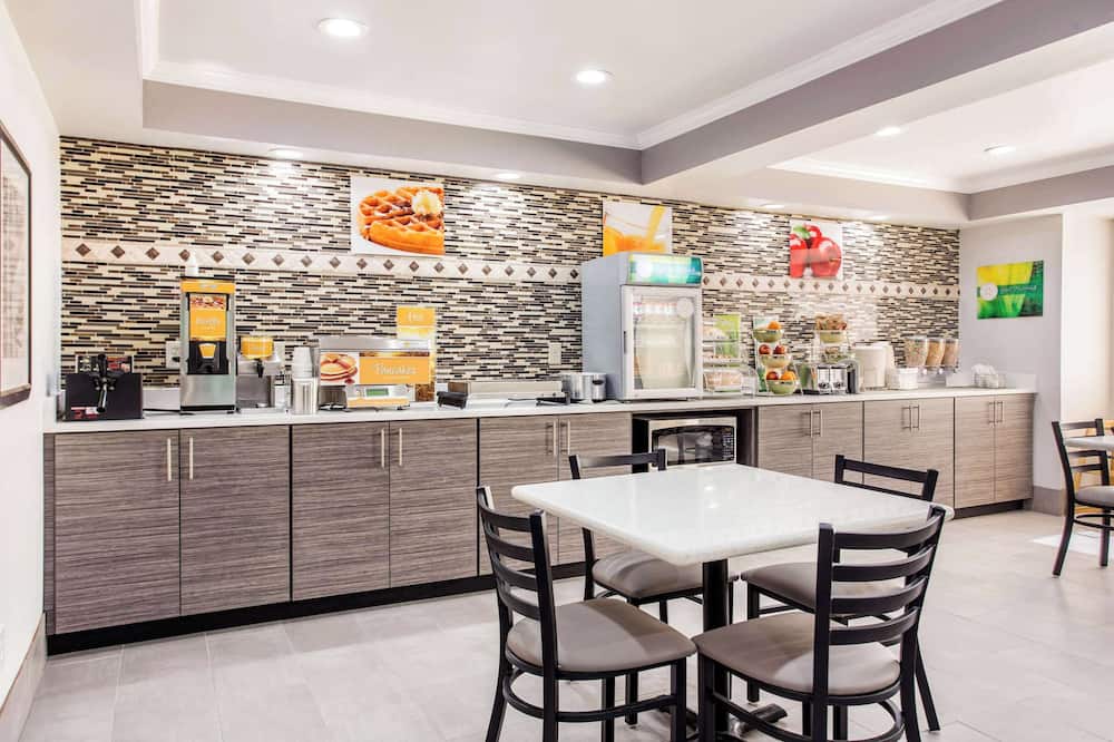 Quality Inn & Suites Myrtle Beach near Outlets