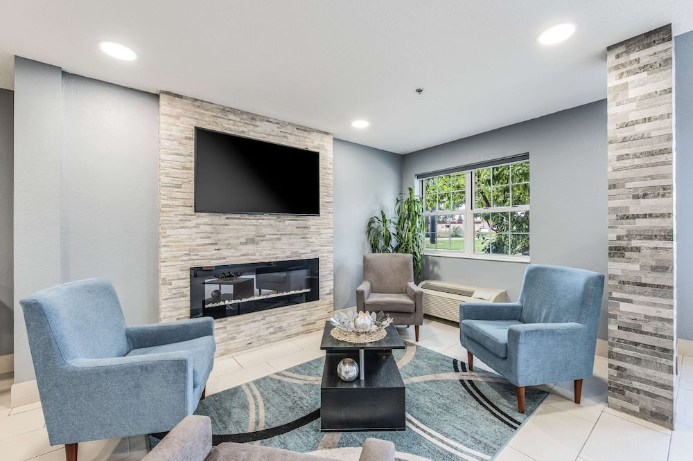 Quality Inn Owatonna Near Medical Center