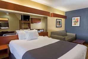 In-room safe, desk, blackout curtains, iron/ironing board - Microtel Inn & Suites by Wyndham Hillsborough (Hillsborough)