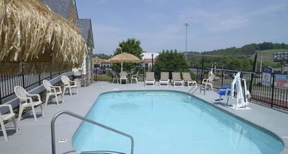 Microtel Inn & Suites by Wyndham Pigeon Forge