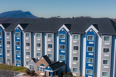 Microtel Inn & Suites by Wyndham Pigeon Forge