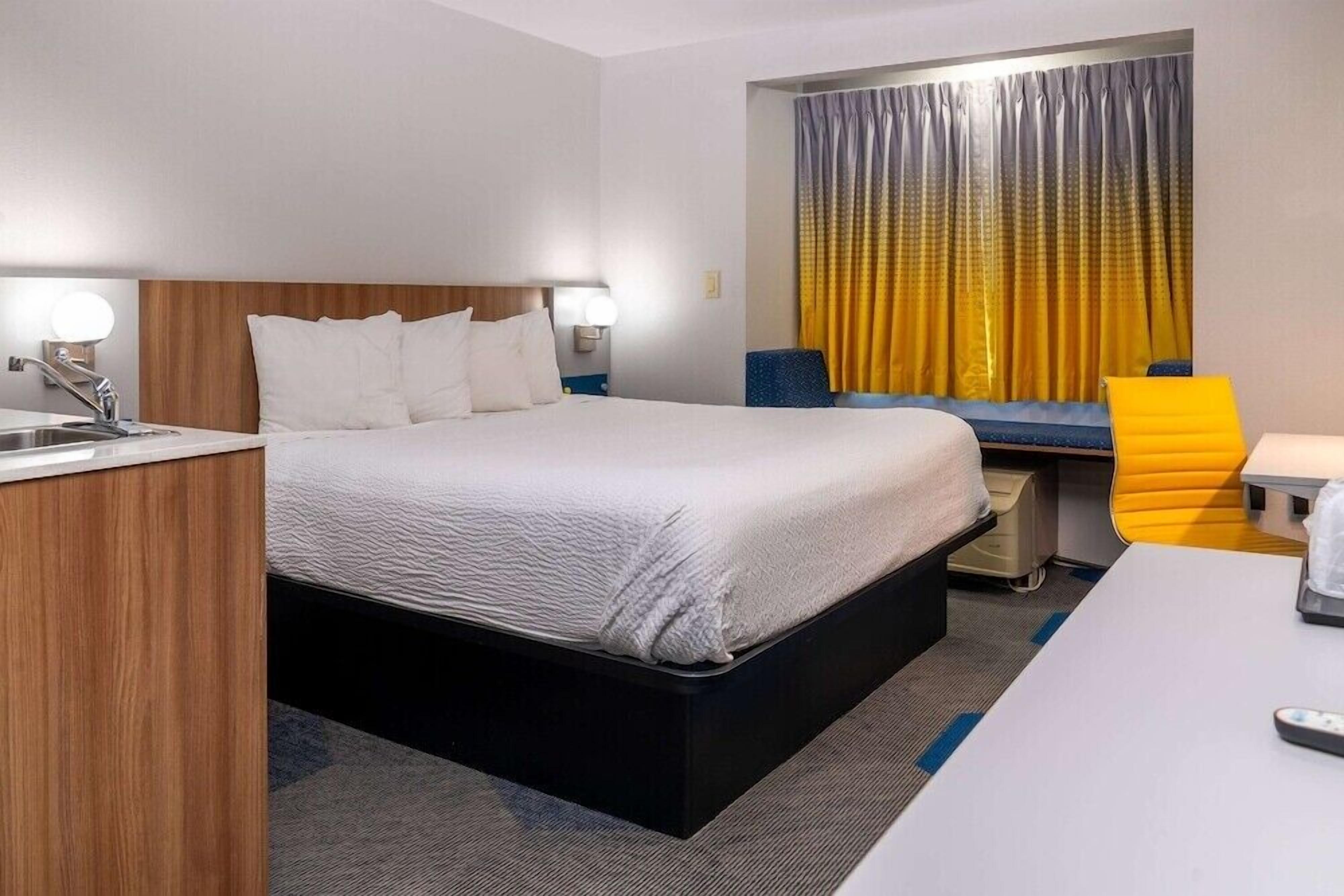 Pillow-top beds, in-room safe, desk, laptop workspace