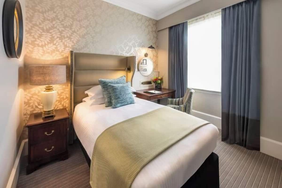 Hypo-allergenic bedding, in-room safe, individually decorated