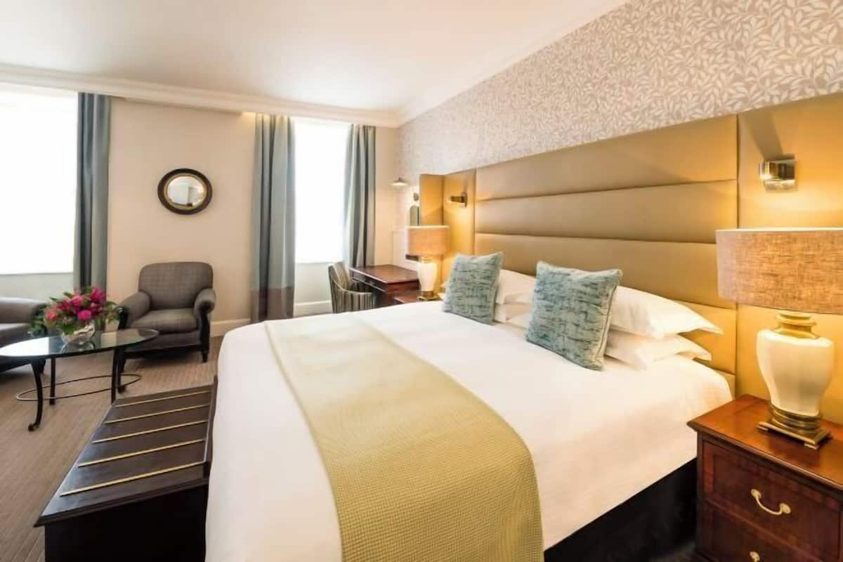 Hypo-allergenic bedding, in-room safe, individually decorated