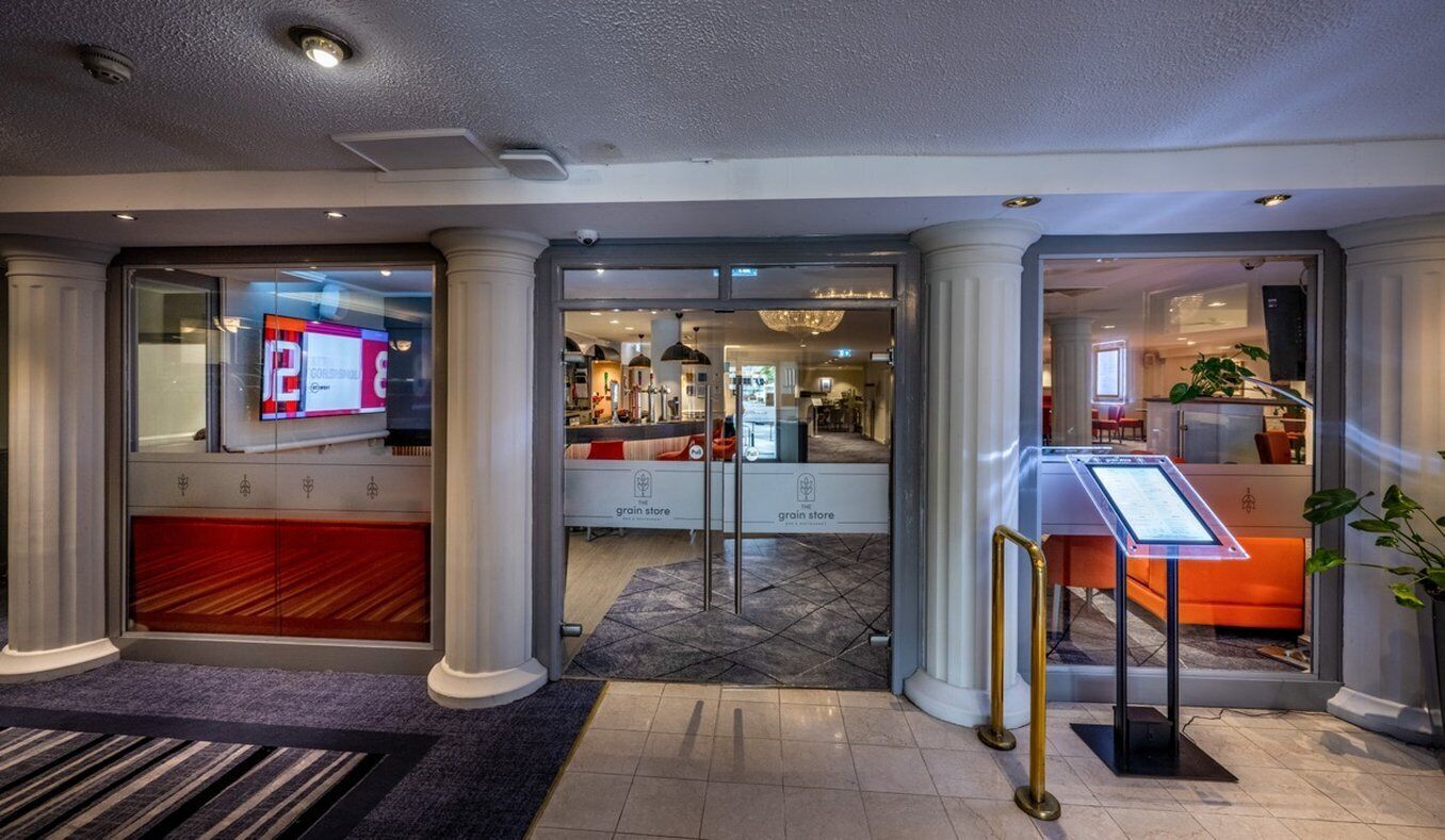 Bar (en la propiedad)