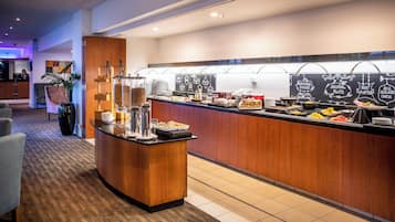 Desayuno buffet diario (NZD 35.00 por persona)