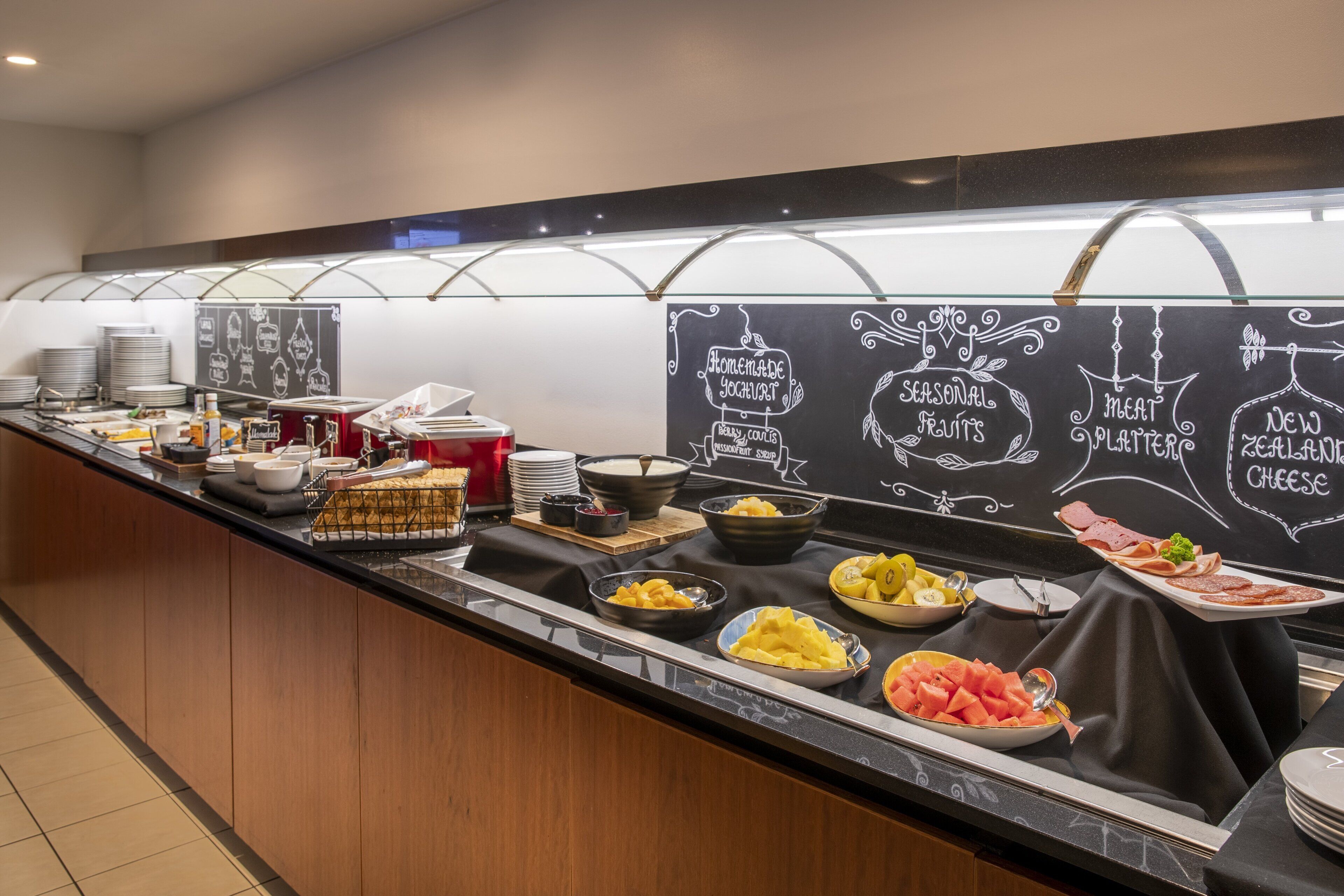 Daily buffet breakfast (NZD 35.00 per person)