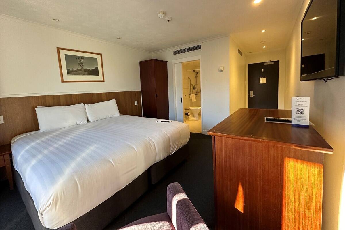 In-room safe, desk, blackout drapes, soundproofing
